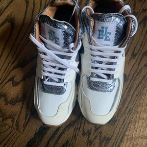 Brand new shoes ESSEutESSE size 37